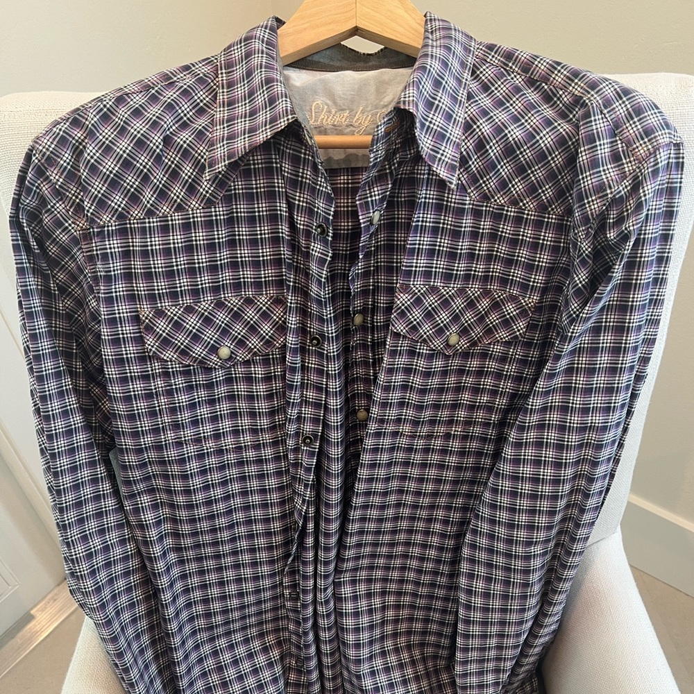 SHIRT BY SHIRT VINTAGE BUTTON DOWN CASUAL DRESS SHIRT. NECK 16.5 SLEEVE 34/35